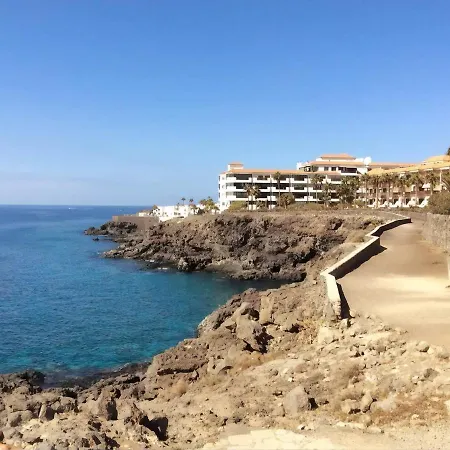 Precioso Con Piscina Junto Al Mar 아파트 *