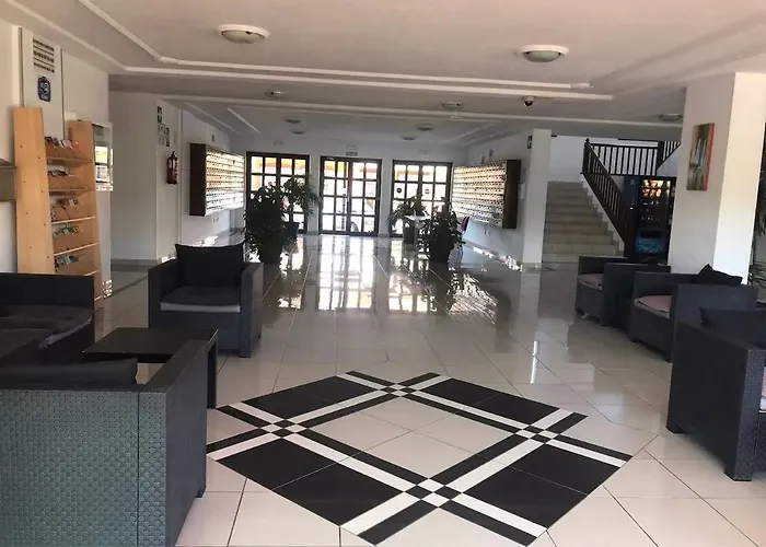 Precioso Con Piscina Junto Al Mar דירה