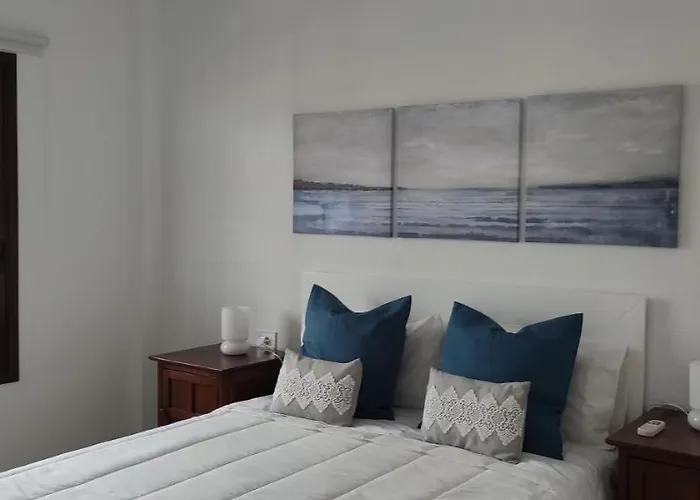 Precioso Con Piscina Junto Al Mar *