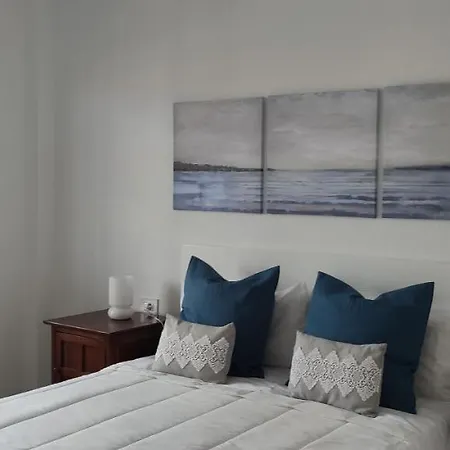 Precioso Con Piscina Junto Al Mar *