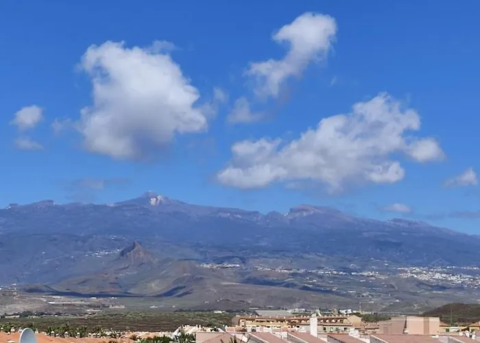 Precioso Con Piscina Junto Al Mar Lejlighed