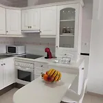 شقة Precioso Con Piscina Junto Al Mar طوستا ديل سيلونثيو